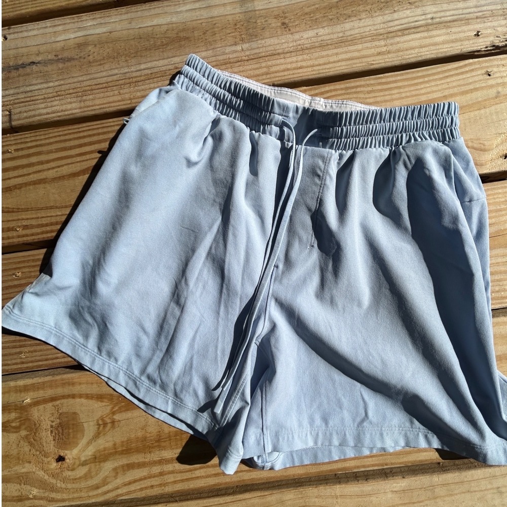 Lululemon 5" Pool Shorts Lined Size Small Light Blue Athleisure Swim Everyday S